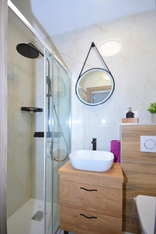 Apartments Radeljic Podstrana Exterior foto